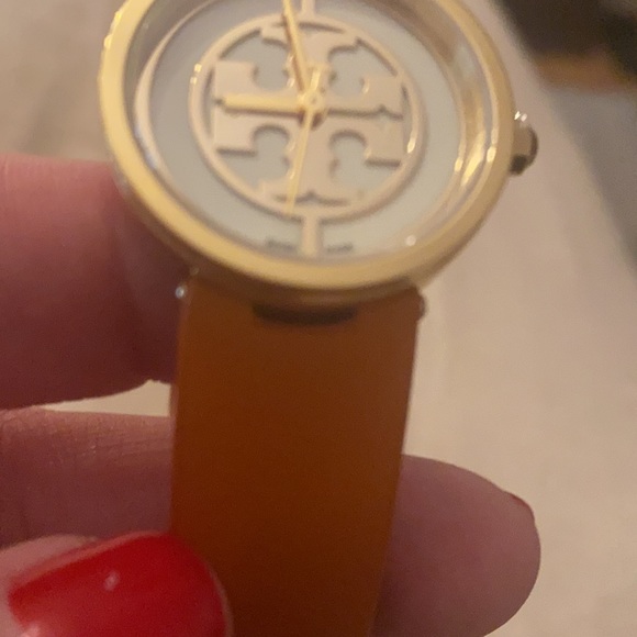 Tory Burch Orange/Gold Reva Logo watch - Picture 5 of 5